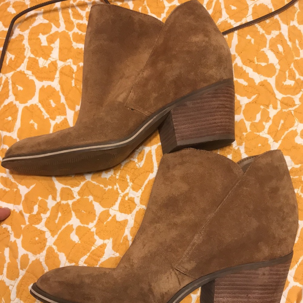 Jessica Simpson Booties - Picture 4 of 5